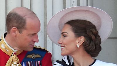 Ce moment de complicité entre Kate Middleton et le prince William lors de la parade Trooping the Colour a fait fondre les spectateurs