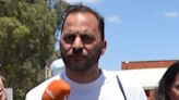 Así ha sido la salida de prisión de Antonio Tejado tras ser puesto en libertad sin fianza: cabeza alta y silencio absoluto