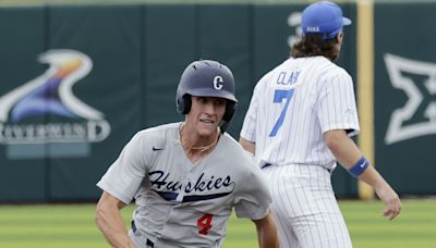 UConn baseball team upsets No. 9 Oklahoma, advances to NCAA Super Regional