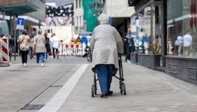 Unter 1.200 Euro Rente für jeden fünften lange Versicherten