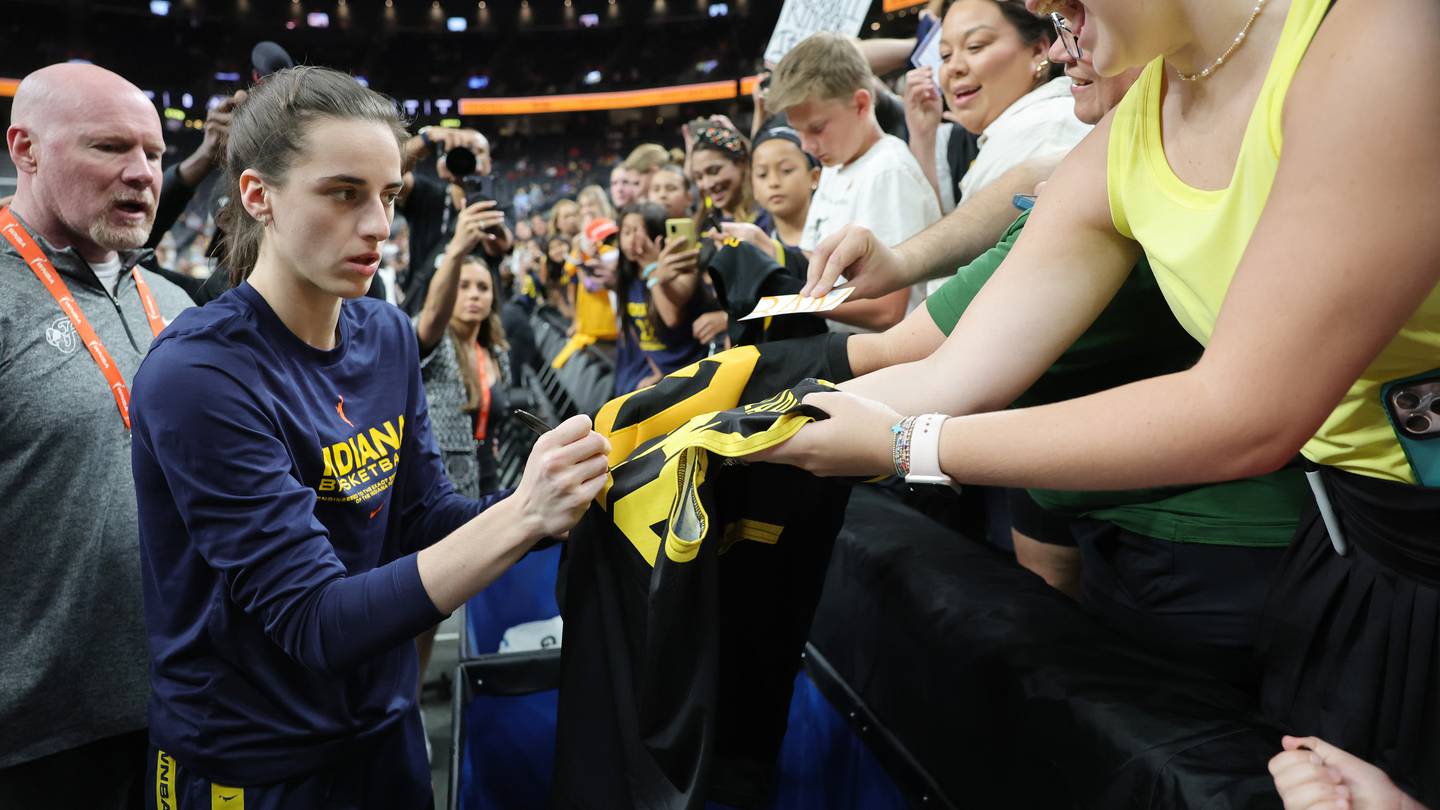 Aces post WNBA's largest attendance since 1999 in Caitlin Clark's visit to T-Mobile Arena