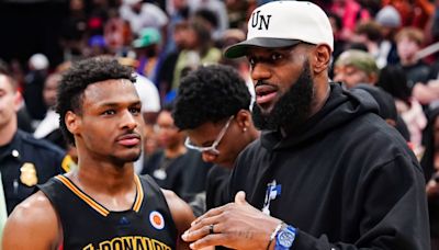 Se cumple el sueño de LeBron James: los Lakers seleccionan a su hijo Bronny en el draft y hacen historia en la NBA - La Tercera