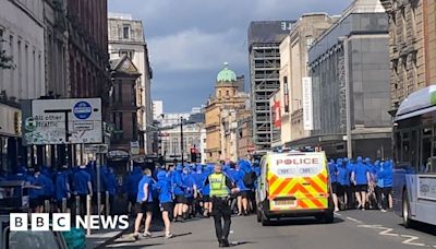 Police move Rangers fans away from Trongate ahead of Celtic march