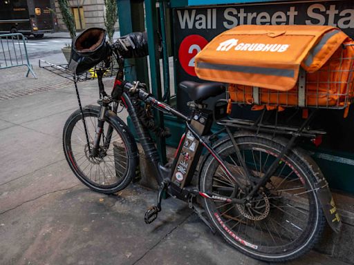 Under A Proposed NYC Bill, Delivery App Commissions Could Reach 43%