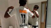 Yamal usa camisa do Santos e viraliza na internet