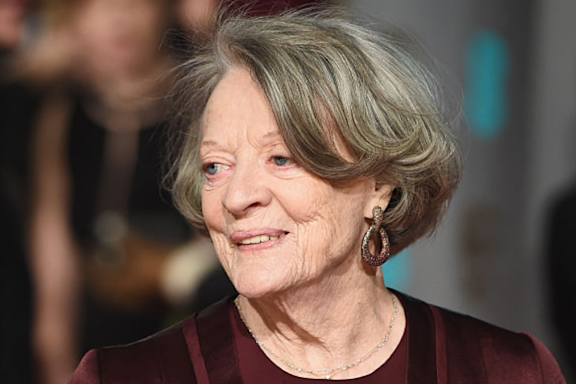 Daniel Radcliffe Pens Heartfelt Statement Honoring "Harry Potter" Co-Star Maggie Smith