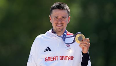 Tom Pidcock storms back from puncture to grab dramatic mountain bike gold