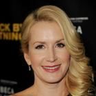 Angela Kinsey