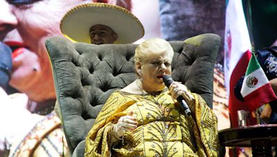 Paquita la del Barrio le envió un poderoso consejo a Cazzu tras su ruptura con Christian Nodal - El Diario NY