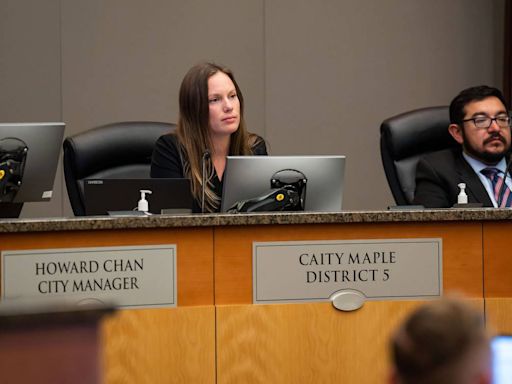 A Sacramento city councilwoman is fighting to bring back an Oak Park neighborhood library