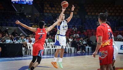 Paul Lee detonates with 3 fours as Magnolia routs Rain or Shine for do-or-die shot