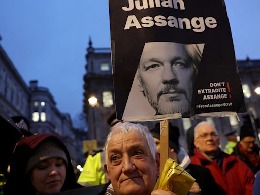 Julian Assange: Timeline of Wikileaks founder’s legal battles