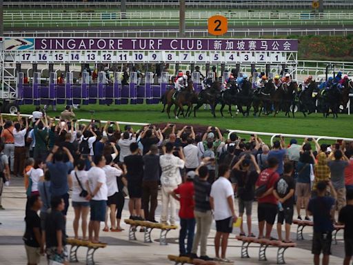 Thousands watch Singapore's last horse race, after 181 years