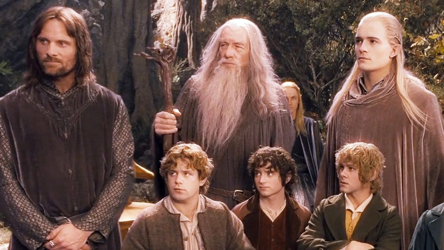 'Lord of the Rings' Fans Will Love These Photos from a Surprise Cast Reunion