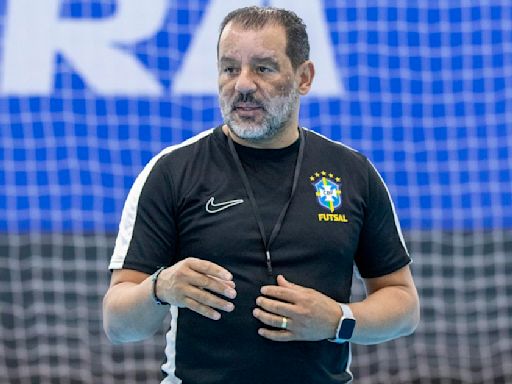 Falcão aponta favoritos ao título do Mundial de futsal e afirma: "Todas as seleções caíram muito na parte individual" | Pioneiro