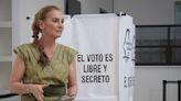 Beatriz Gutiérrez Müller llama a votar porque "el pueblo manda"