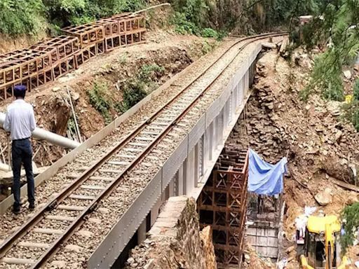 Train operations suspended on Kalka-Shimla railway line after cracks develop | India News - Times of India