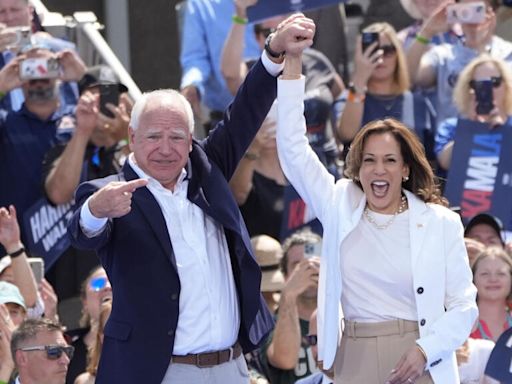 Aux États-Unis, le duo Kamala Harris et Tim Walz gagne en popularité