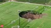 What happened in Illinois that a 100-foot-wide sinkhole appeared and smoke plumes were released?