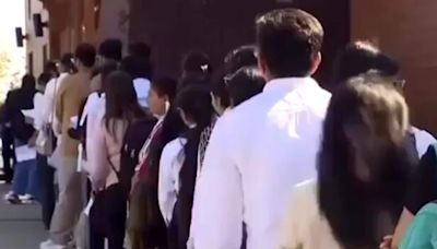 ‘It is so bad…’: 1000s of Indian students queue up for a waiter’s job in Canada | Watch viral video | Today News