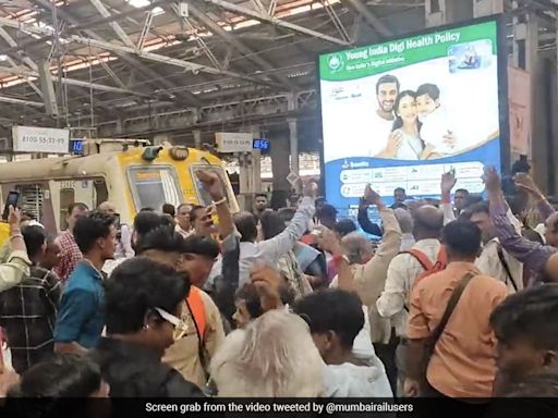 Ashamed To See People Travelling Like Cattle: High Court On Mumbai Local Trains