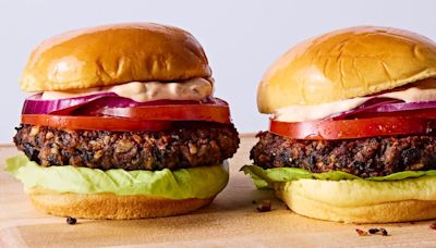 These Veggie Burgers Will Tempt Even Meat Lovers