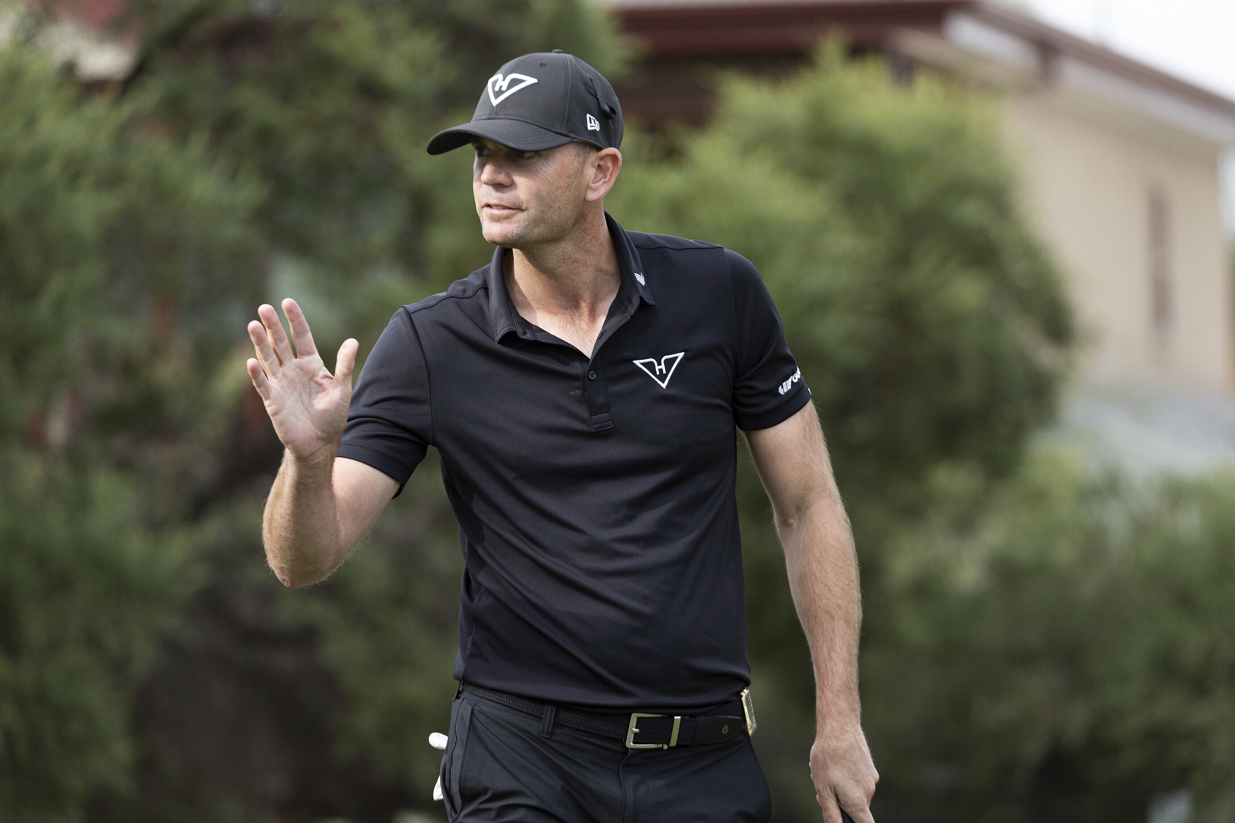 Brendan Steele wins LIV Golf Adelaide tournament from fast-finishing Louis Oosthuizen