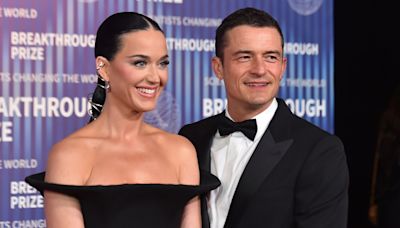 Katy Perry recompensa “íntimamente” a Orlando Bloom por hacer tareas domésticas - El Diario NY