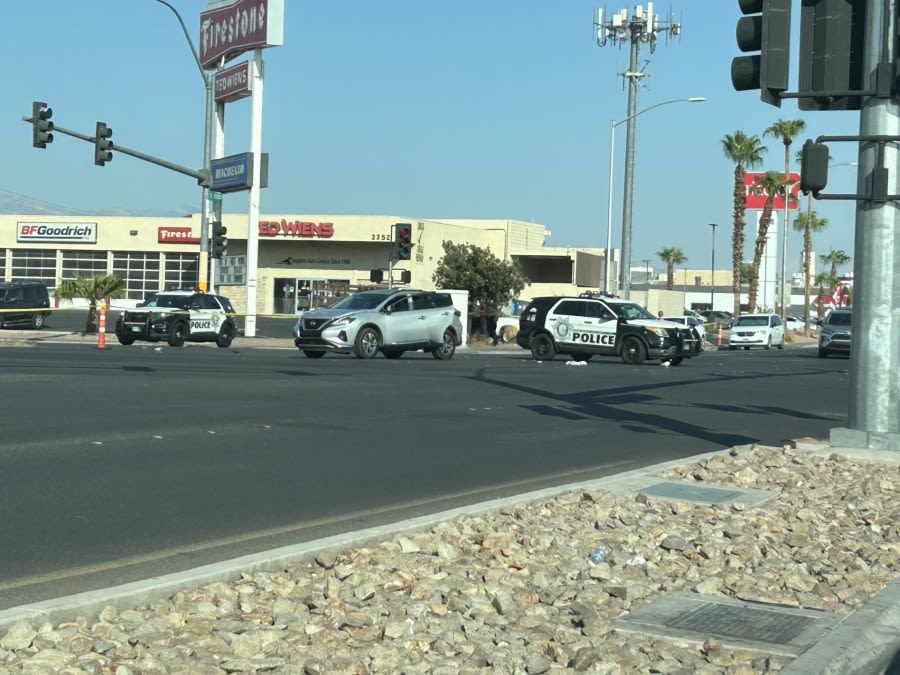 East Las Vegas crash leaves 2 dead, 1 hospitalized