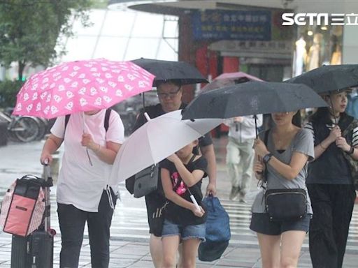 下班帶傘！雙北等15縣市豪雨特報「這地區」雨量大爆發 前10名1次看