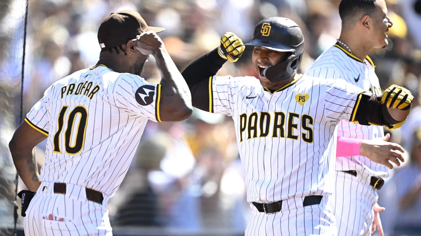 A Misdialed Phone Number Helped the Padres Sign One of Their Best Players