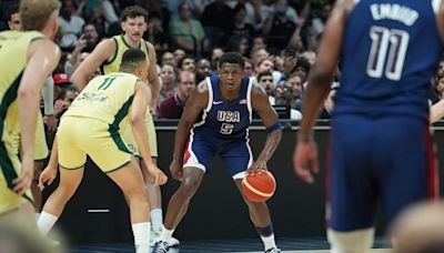 Davis, Edwards star for Team USA in sloppy exhibition win vs. Australia