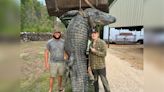 Louisiana Guides Wrangle 14-Foot Gator After It Breaks 1,000-Pound Line