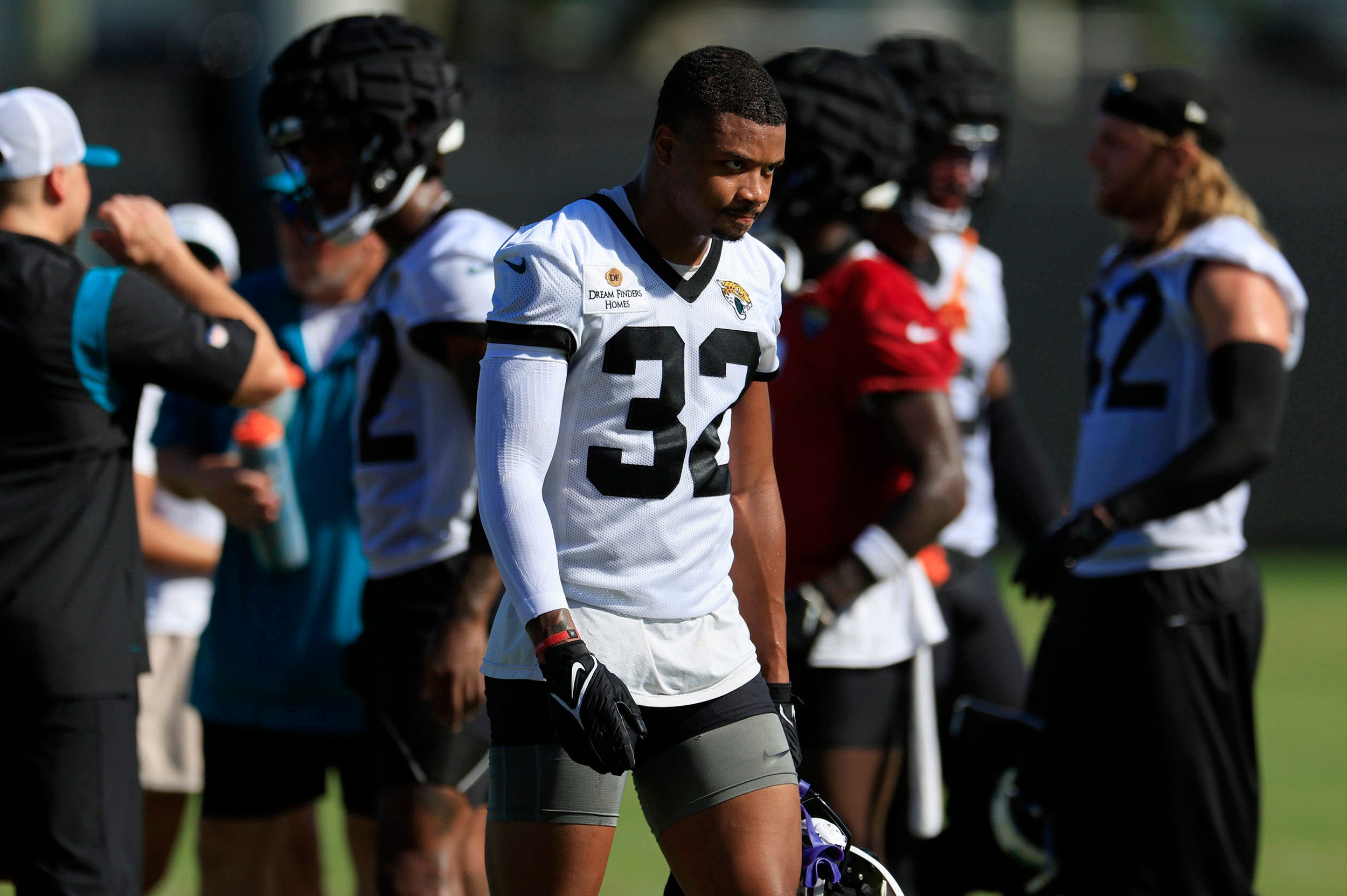 Tyson Campbell talks new contract on the opening day of Jacksonville Jaguars training camp
