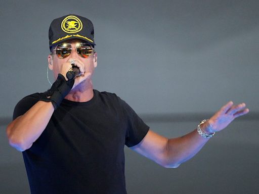 Kid Rock teases Republican National Convention performance, shows support for Donald Trump