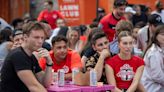 Canada fans pack out bars for Copa semi-final