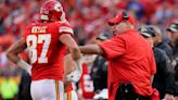 Twitter reacts to Andy Reid’s decision to bench TE Travis Kelce