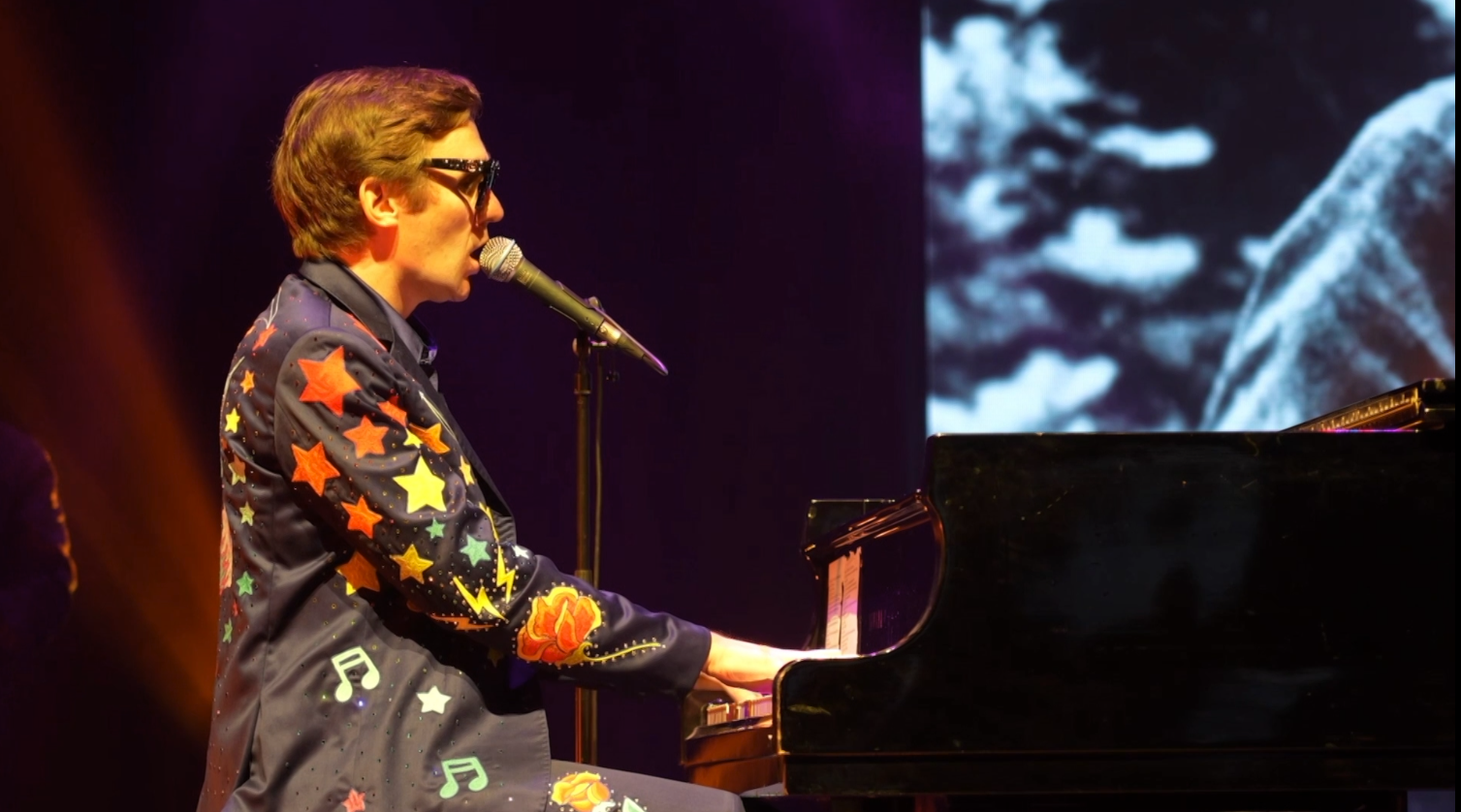 How Elton John saved this musician's life from alcoholism