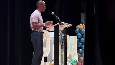 Sugar Ray Leonard has words of P.O.W.E.R. for local educators