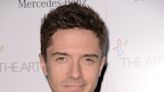 Topher Grace y Ashley Hinslaw esperan su tercer hijo juntos