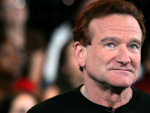 ‘Mrs. Doubtfire’ Star Recalls Robin Williams’ Support For Military Veterans On His Film Sets