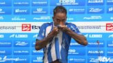 Paysandu apresenta o atacante Paulinho Bóia