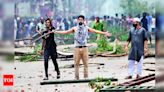 Fleet of cabs brings home students from riot-hit Bangladesh - Times of India