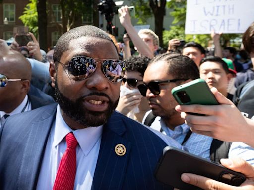 Rep. Byron Donalds called 'race traitor' at George Washington University protest