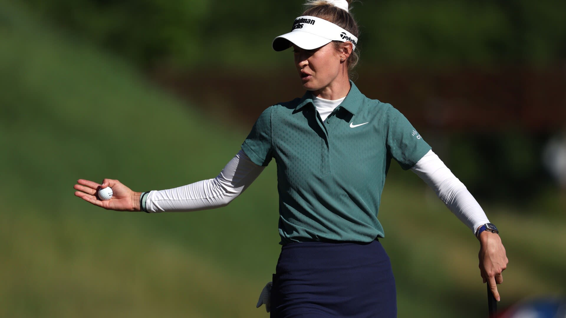 Nelly Korda lets 12th hole know how she feels as she misses U.S. Women's Open cut