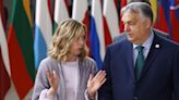 La UE negocia la distribución de cargos en medio de la indignación de Meloni y Orban