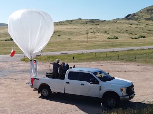 Giant balloons floating above Colorado’s wildfires could help to predict future blazes