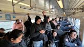 Volver a viajar en el tren San Martín después del choque: vagones llenos, desconfianza y recorridos acortados