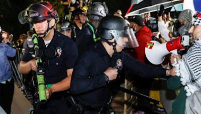 Polícia desmantela protesto pró-palestina em universidade de Los Angeles