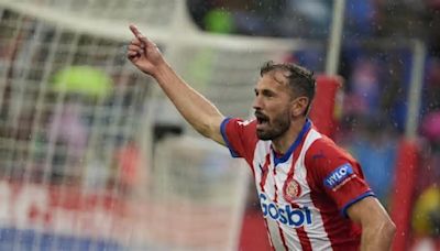 Stuani: “Imagino escuchar el himno de la Champions”